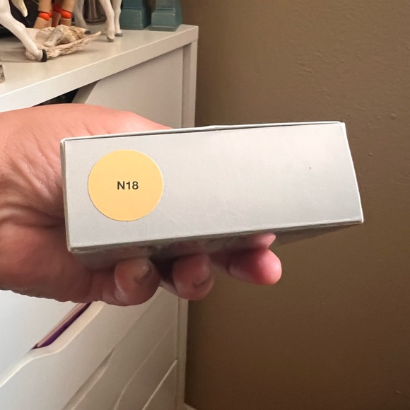 New  MAC STUDIO FIX TECH
CREAM-TO-POWDER FOUNDATION, N18. - Picture 3 of 9